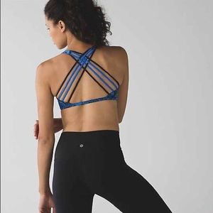 Lululemon Free to be bra *wild